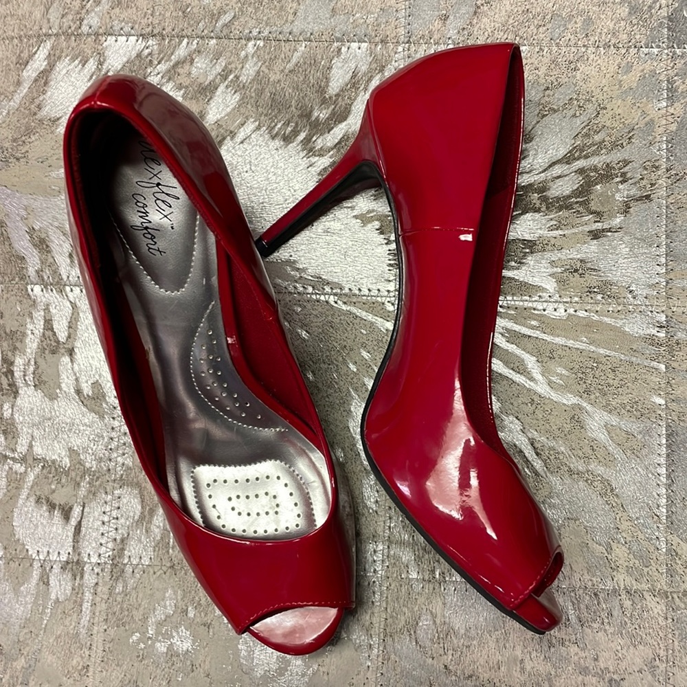 Sexy red heels